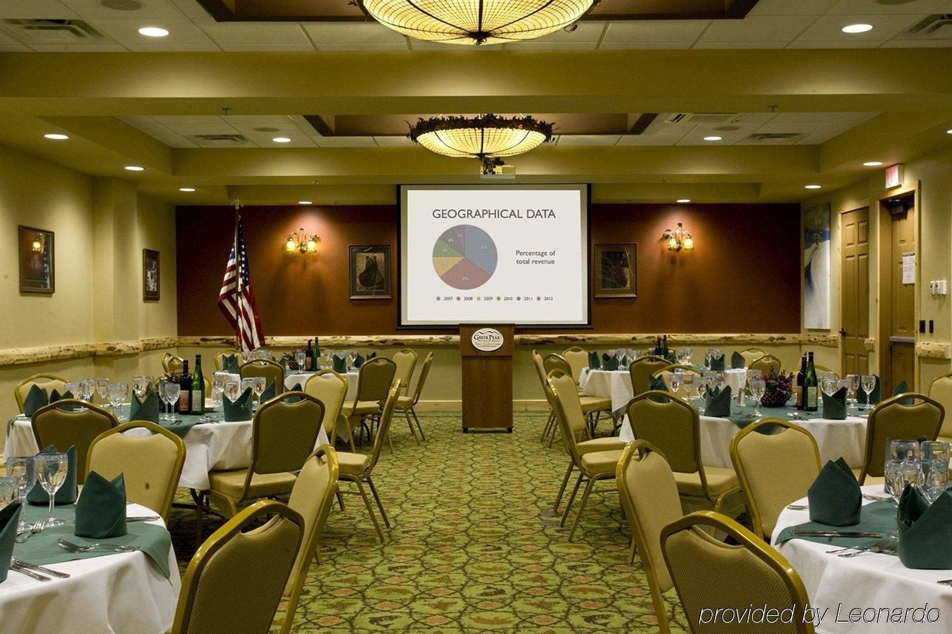 Hope Lake Lodge & Indoor Waterpark Cortland Restaurante foto